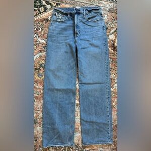 Abercrombie & Fitch The 90s Relaxed Jean High Rise